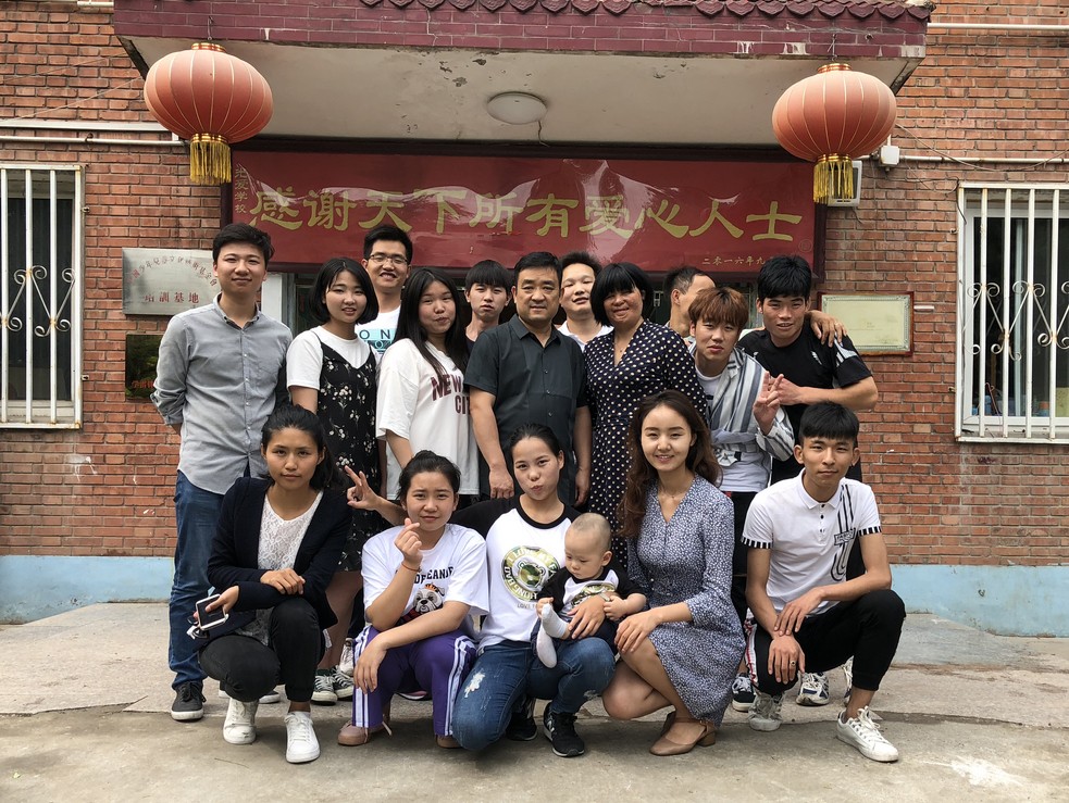 父爱如山，大爱无言，祝石爸爸父亲节快乐！